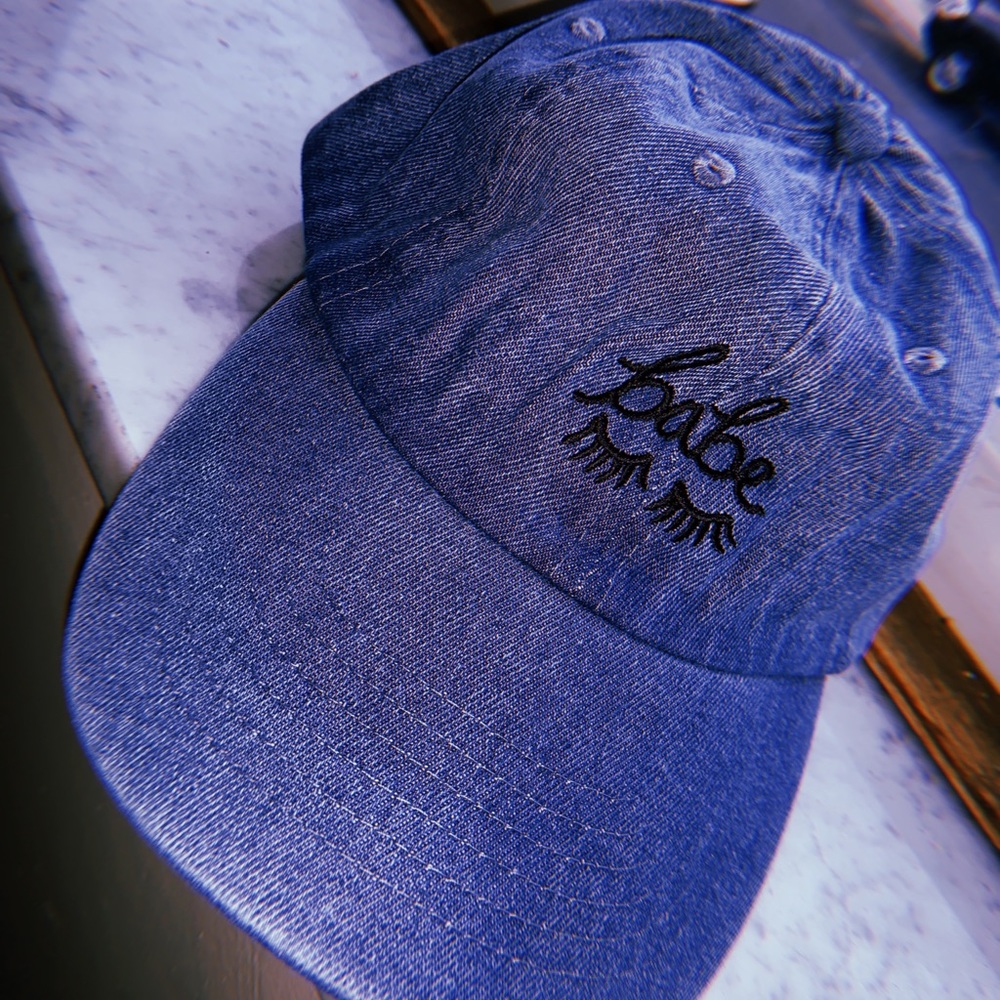Denim “Babe” hat - Picture 2 of 3